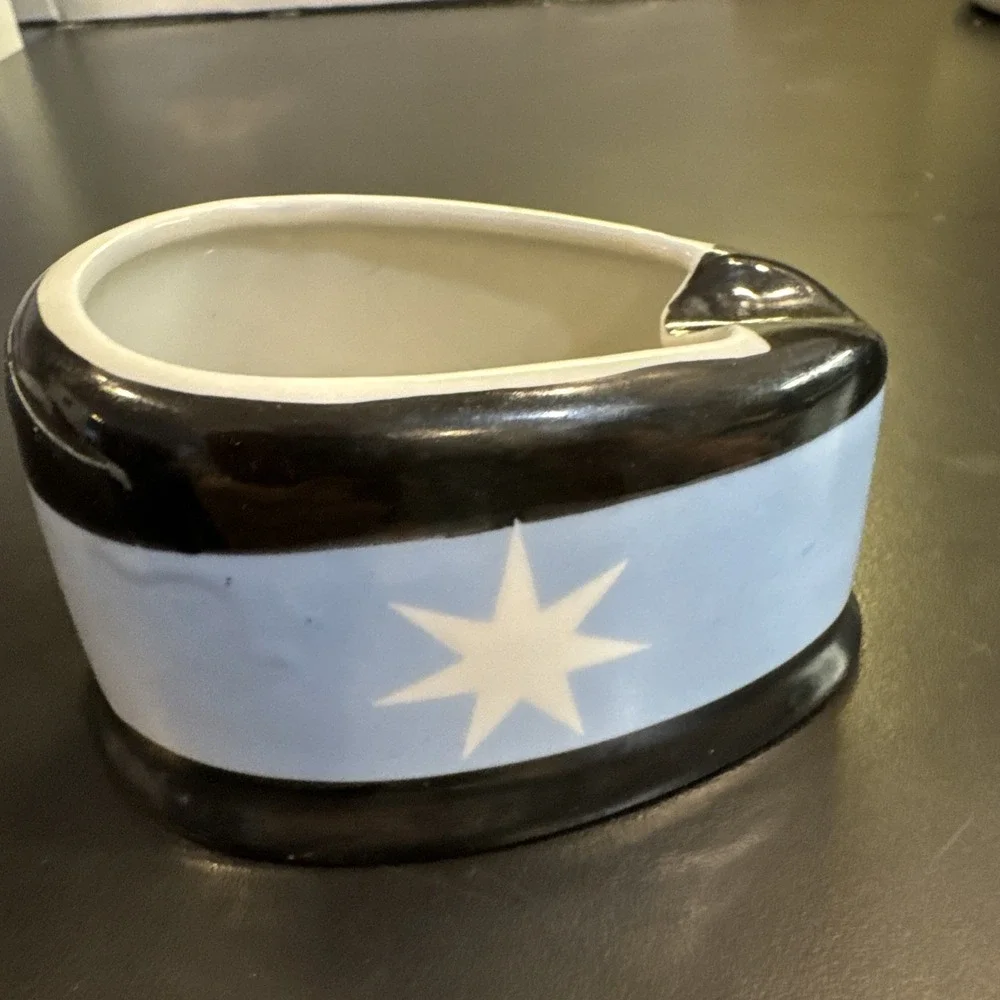 MAERSK LINES DENMARK Nave Cargo‎ Container Cruise Line Ship Funnel Ashtray 1970